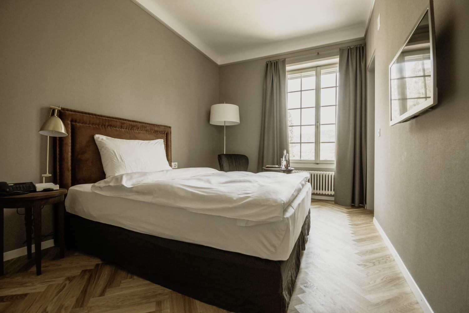 Hotel Schloss Huenigen Konolfingen Esterno foto