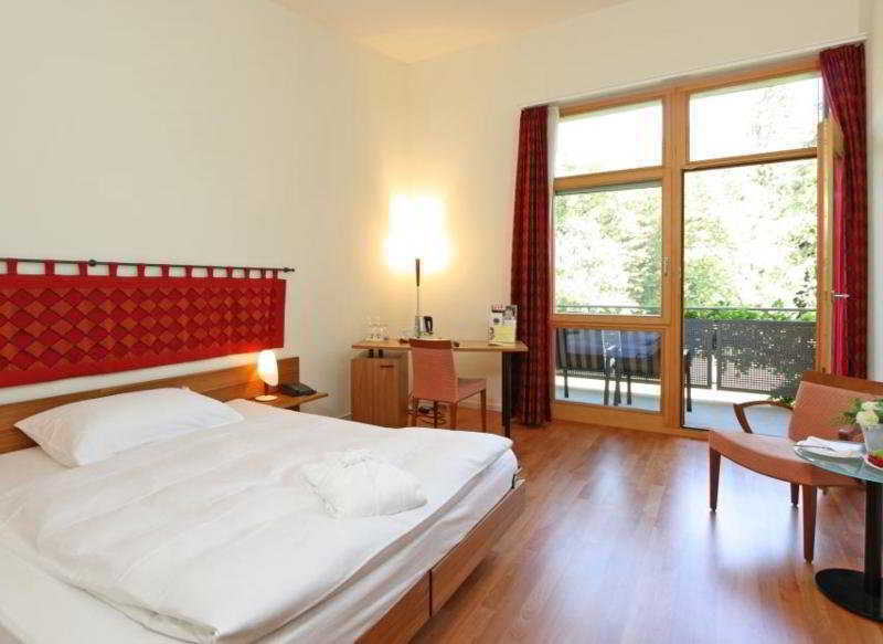 Hotel Schloss Huenigen Konolfingen Esterno foto