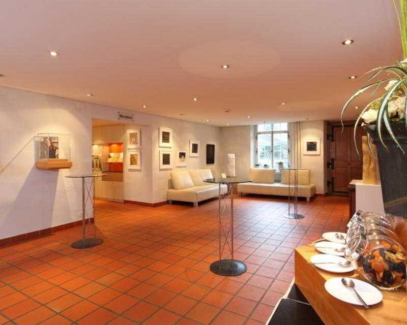 Hotel Schloss Huenigen Konolfingen Interno foto