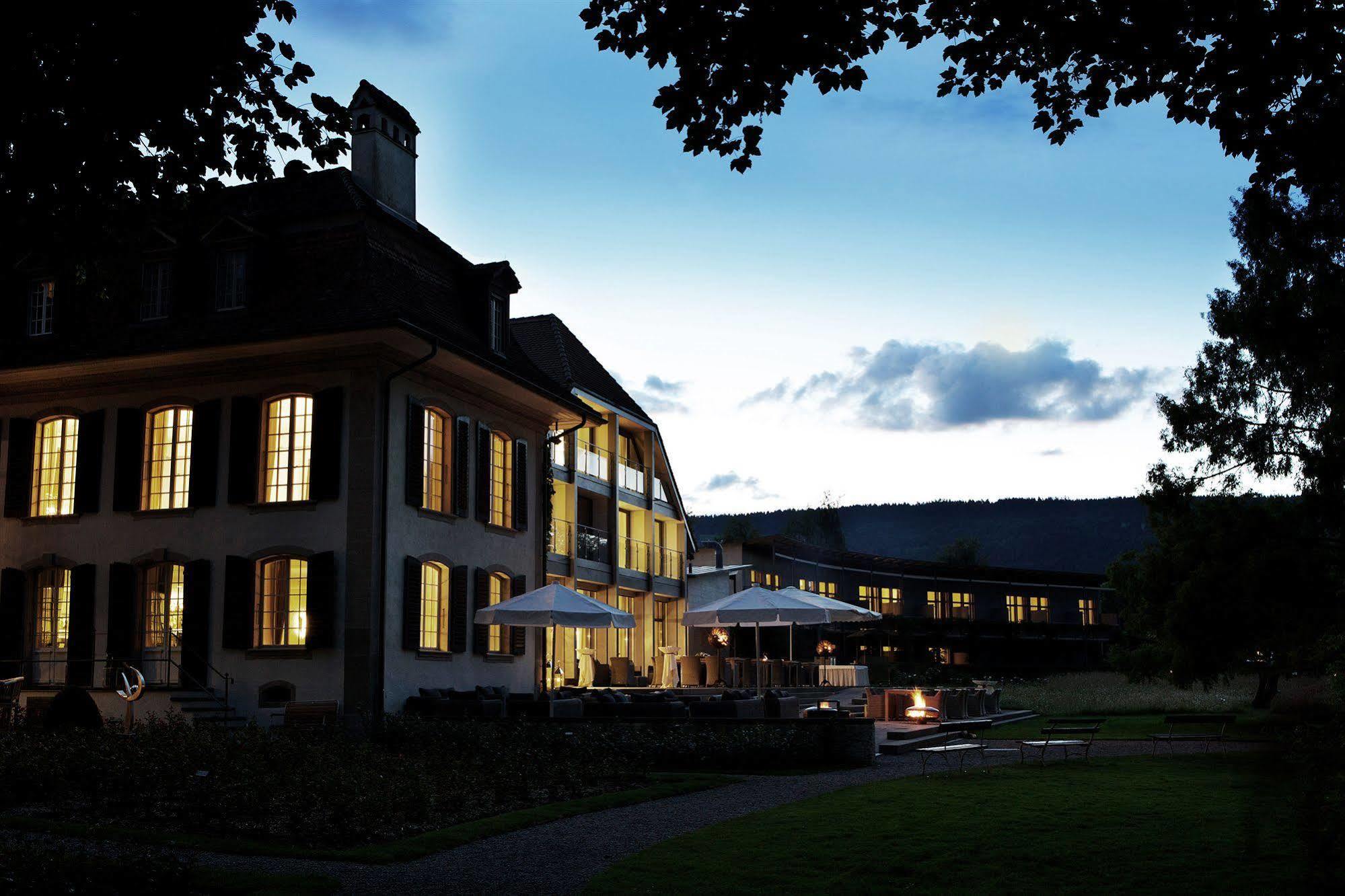 Hotel Schloss Hunigen Konolfingen Esterno foto